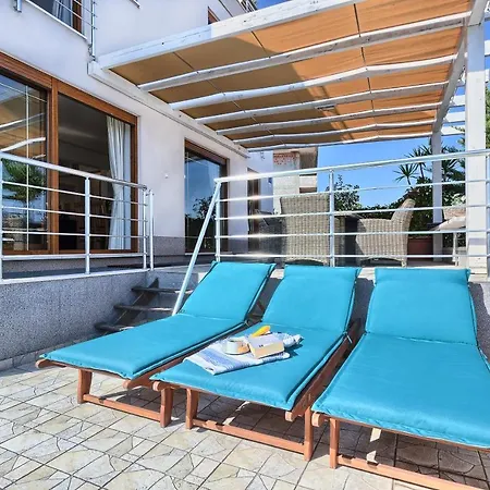 Silvana Villa